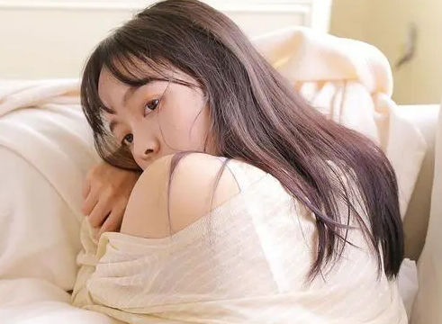 外遇只不过是各取所需短暂的欢愉后全是麻烦