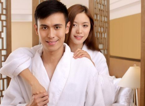 出轨男人和熟人发生婚外情源于帮亲戚订酒店