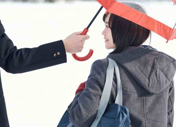 出轨男人开始并没打算出轨但没有抵挡住诱惑