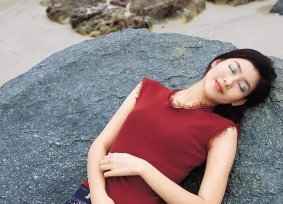 真正爱你的人他不会出轨不会用背叛来伤害你