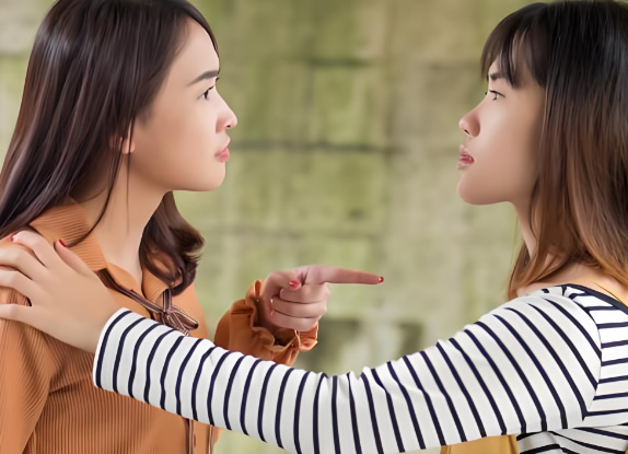 为什么很多妻子被小三打的竟然毫无还手之力